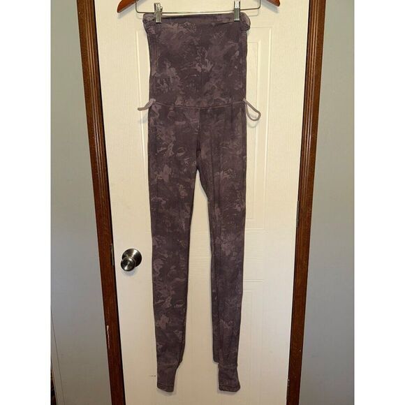 Lululemon Reversible HugโYour Core Super High Rise Tight 28" Sz 6 - Picture 5 of 16